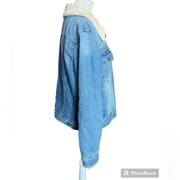 Magellan Sportswear Faux Fur Lined Denim Jacket - Picture 2 of 7